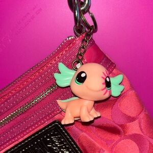 Littlest Pet Shop G7 Series 3 axolotl keychain